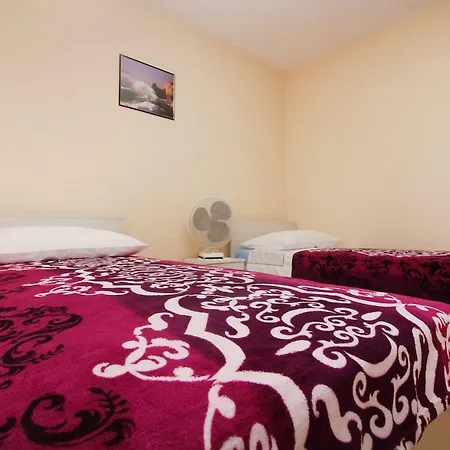 Red Hill 扎博里克