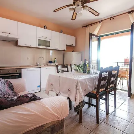 Red Hill Апартаменты *